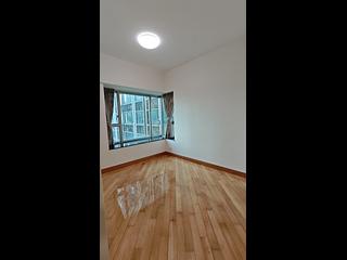 West Kowloon - Sorrento Phase 1 Block 5 09