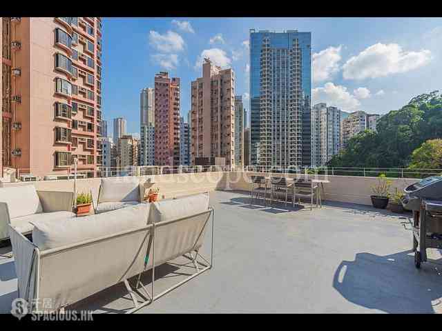 Happy Valley - 27-29, Village Terrace 01