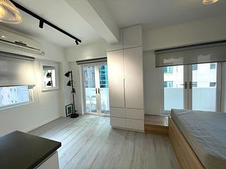 Central - Wo On Building 11