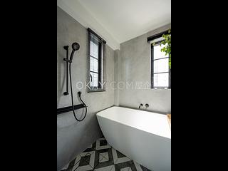 Sai Ying Pun - 276-278, Des Voeux Road West 07
