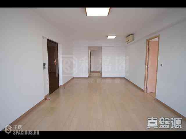 Wong Chuk Hang - Marinella Block 1 02
