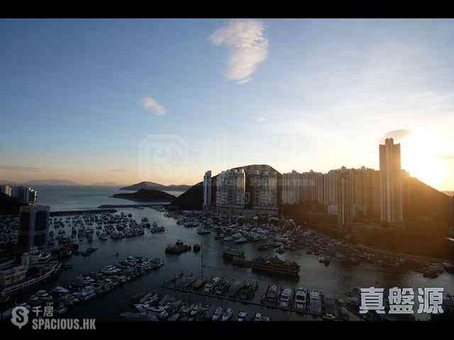 Wong Chuk Hang - Marinella Block 1 04