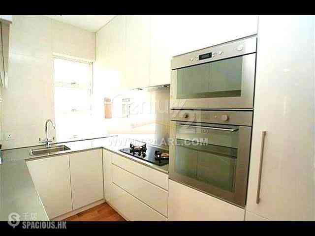 Leighton Hill - Starlight House 05