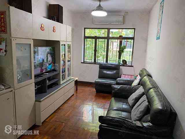 Sai Ying Pun - Hing Wah House 04