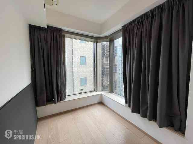 Fortress Hill - Harbour Glory Block 8 07