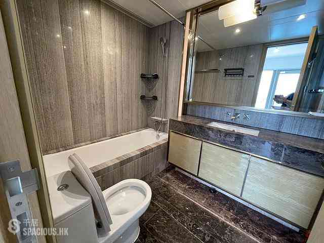 Fortress Hill - Harbour Glory Block 8 09