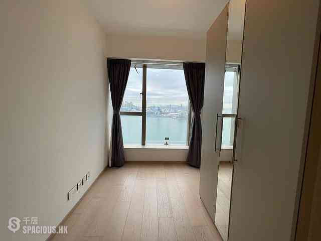 Fortress Hill - Harbour Glory Block 8 06
