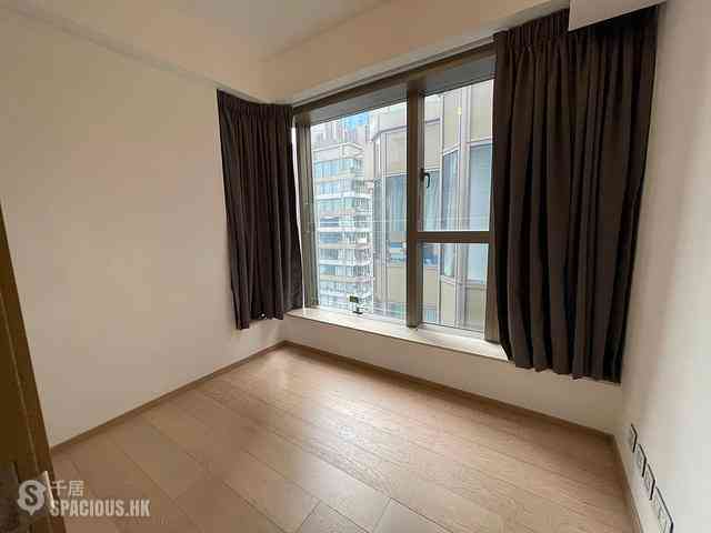 Fortress Hill - Harbour Glory Block 8 05