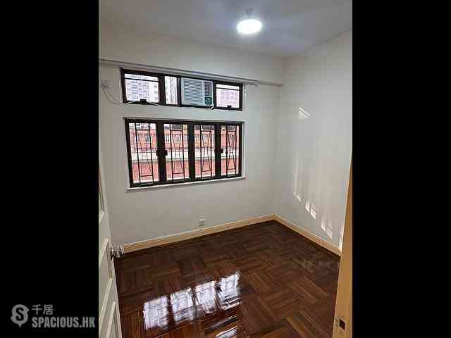 Sai Ying Pun - Silver Court 02