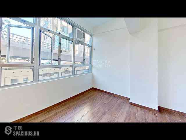 Causeway Bay - Bay View Mansion 17