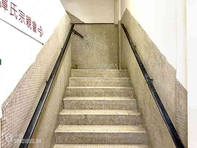 Causeway Bay - Bay View Mansion 22