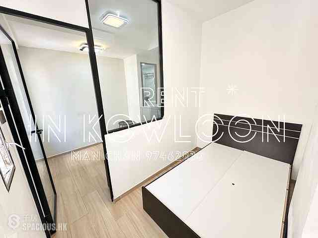 Tsim Sha Tsui - 23A, Lock Road 05