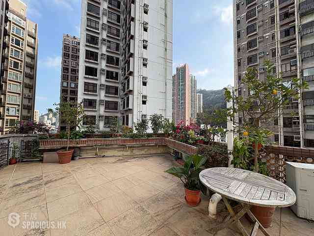 Mid Levels Central - Jing Tai Garden Mansion 01