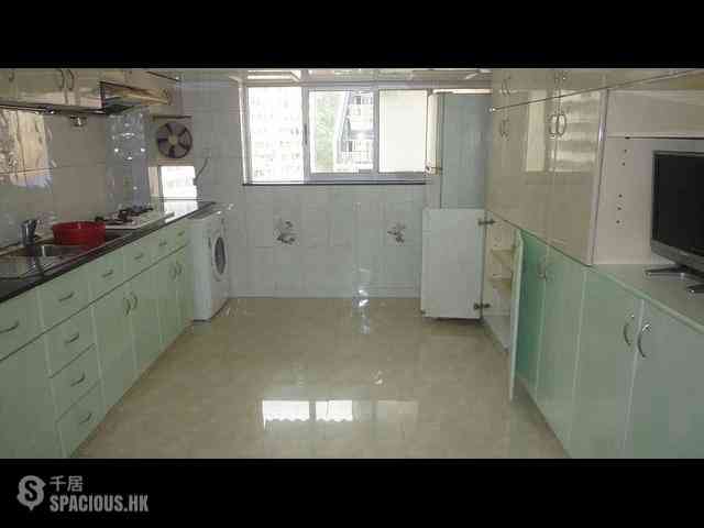 Quarry Bay - Westlands Gardens Block A 06