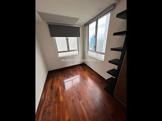 Mid Levels Central - Rich Court 04
