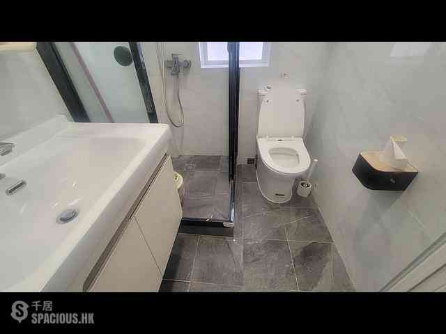 Causeway Bay - 57, King's Road 10