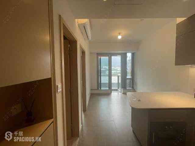 Wong Chuk Hang - The Southside Phase 2 La Marina Tower 2B 01
