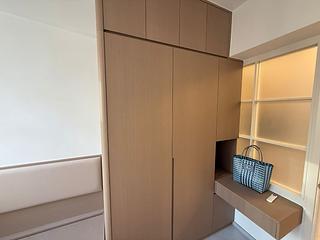 Wan Chai - Kwong Wah Building 03