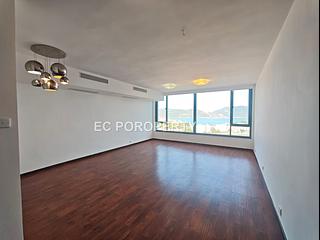 Chung Hom Kok - Cape Court 07