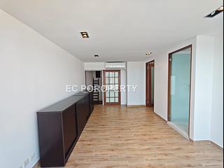 Chung Hom Kok - Cape Court 11