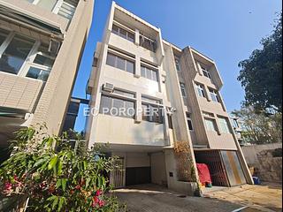 Chung Hom Kok - Cape Court 28