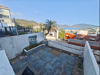 Chung Hom Kok - Cape Court 03