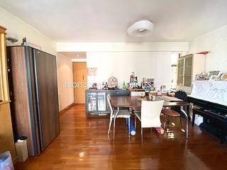 Stubbs Road - Beverly Court 04