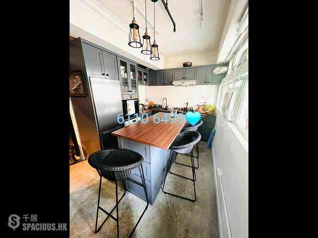 Sai Ying Pun - Siu On Building 04