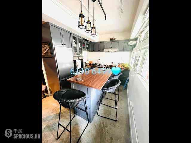 Sai Ying Pun - Siu On Building 05