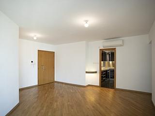 Mid Levels West - 80 Robinson Road 04