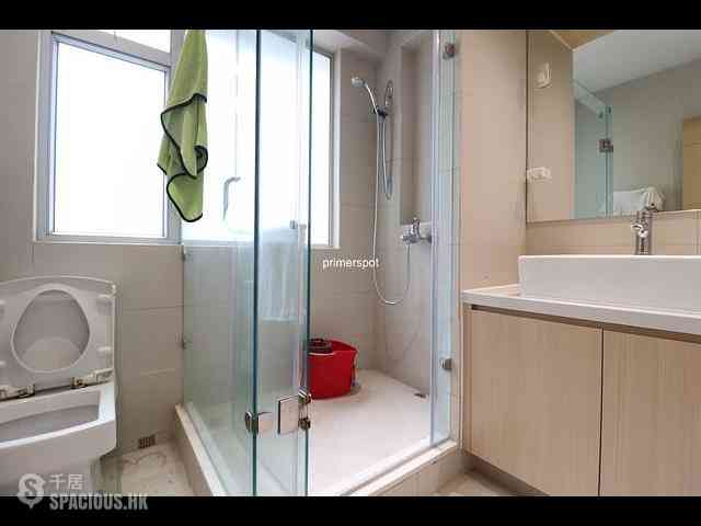 Wan Chai - Yee Hor Mansion 07