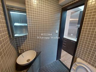 Poho - 248, Hollywood Road 17