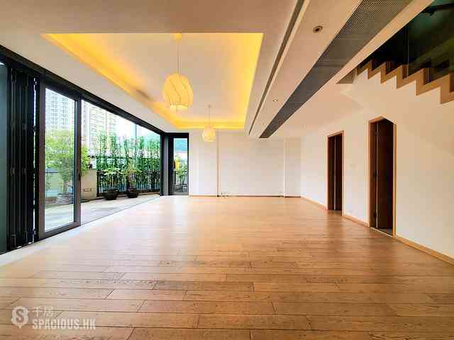 Tung Chung - The Visionary Tower 1 06