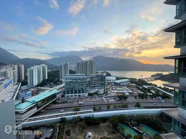 Tung Chung - Seaview Crescent Block 3 01