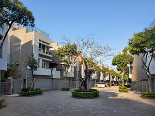 Tung Chung - Coastal Skyline Phase 2 Le Bleu 87