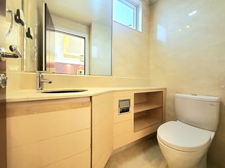 Tung Chung - Coastal Skyline Phase 2 Le Bleu 21