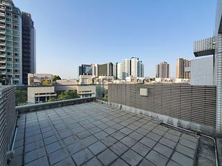 Tung Chung - Coastal Skyline Phase 2 Le Bleu 42