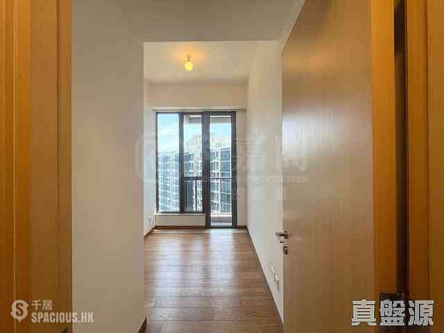 Tseung Kwan O - The Papillons Block 7 04