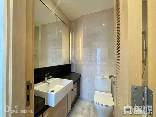 Tseung Kwan O - The Papillons Block 7 09