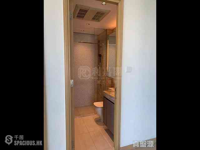 Tseung Kwan O - Twin Peaks Block 2 05