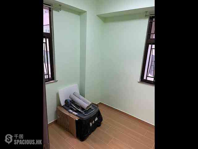 Wan Chai - Hang Shun Mansions 03