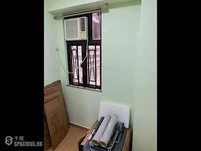 Wan Chai - Hang Shun Mansions 10