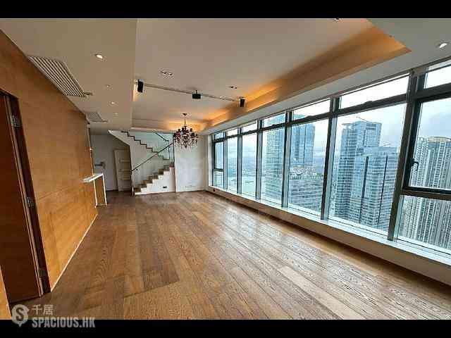 West Kowloon - The Harbourside Block 3 01