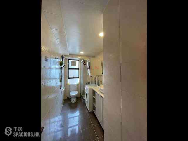Mid Levels Central - Robinson Heights Block 2 04