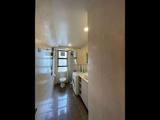 Mid Levels Central - Robinson Heights Block 2 06
