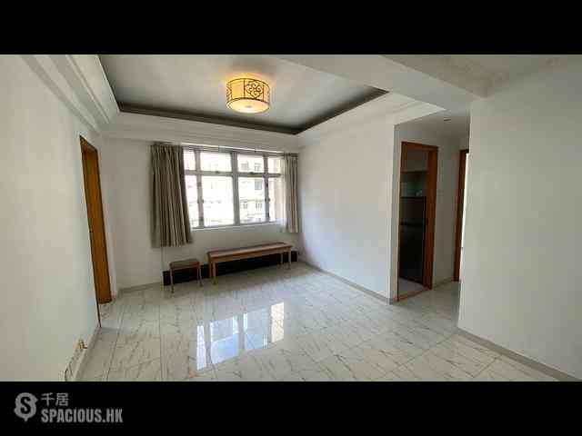 Sheung Wan - Kin Tye Lung Building 01