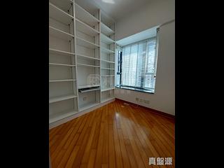 Fortress Hill - Le Sommet Block 1 14