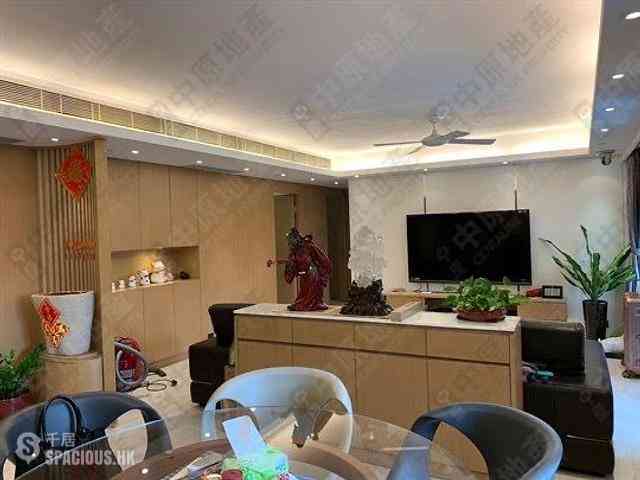 Pok Fu Lam - Baguio Villa Block 34 10