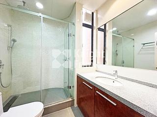 Jardines Lookout - Park Place Block C 12