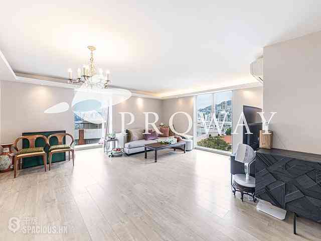 Beacon Hill - Boland Court 01